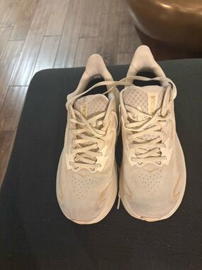 Hoka Women's Light Beige / Cream Running Sneakers